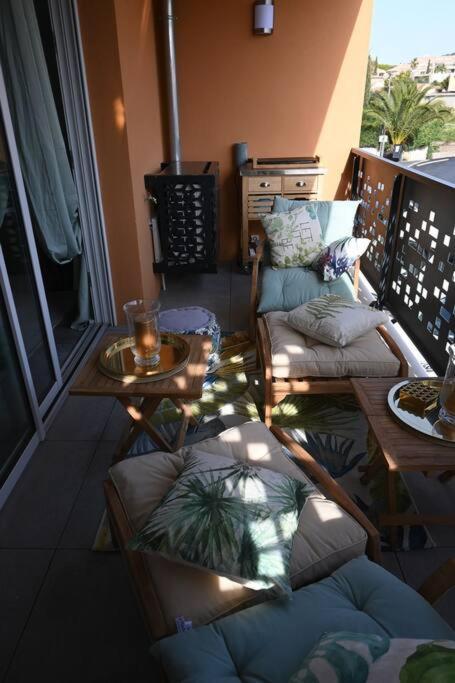 Appartement Carqueiranne Le Port Exterior photo